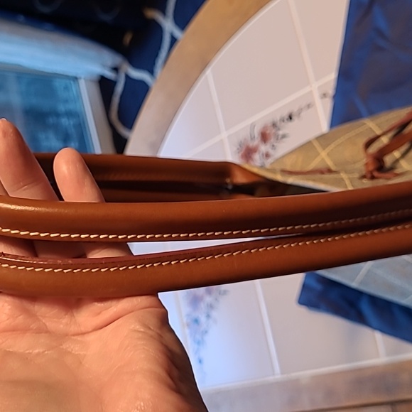 Dooney & Bourke Handbag, Pre-loved. - Picture 8 of 12